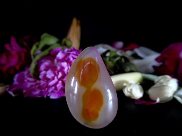 BATU MUSTIKA PELET TINGKAT TINGGI PRIA WANITA