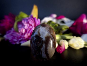 BATU MUSTIKA PEMUTUS CINTA